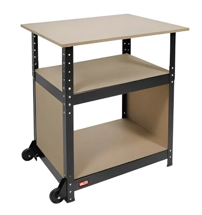 Banchi da lavoro: portatili o professionali? Ecco come scegliere