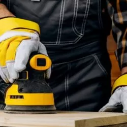 Come levigare il legno: breve guida per i lavori fai da te