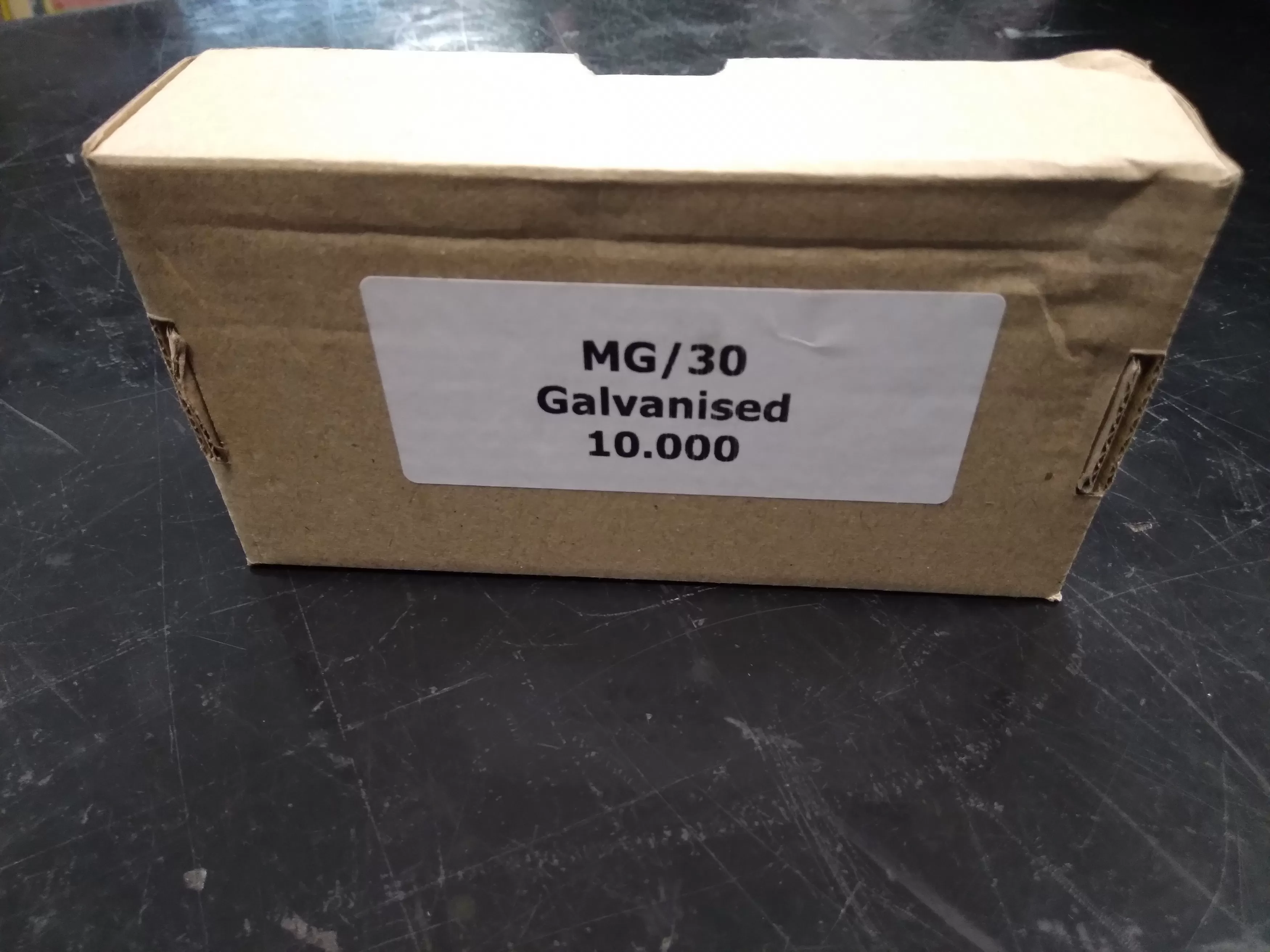 Kit Di 2 Scatole Da 9000pz Di Groppini Mg Con Testa Da 0,8 X 30 Mm 