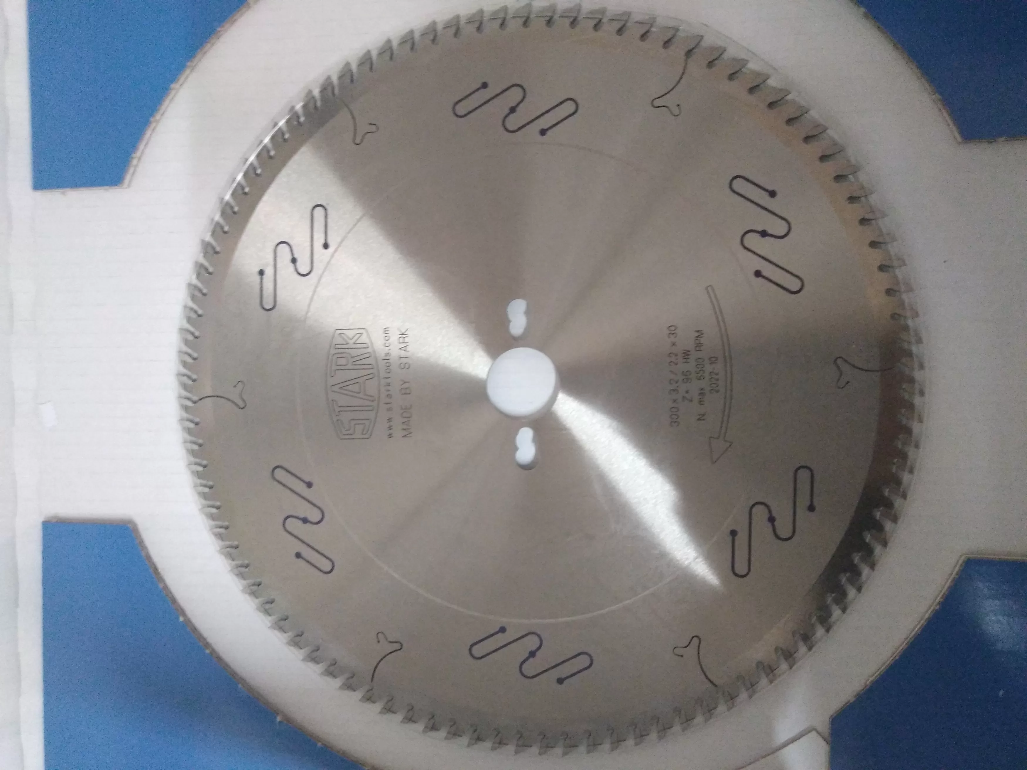 Lama Universale Silenziata Per Il Taglio Di Pannelli 300 X 3,2 / 2,2 X 30 Z.96 Tp Stark