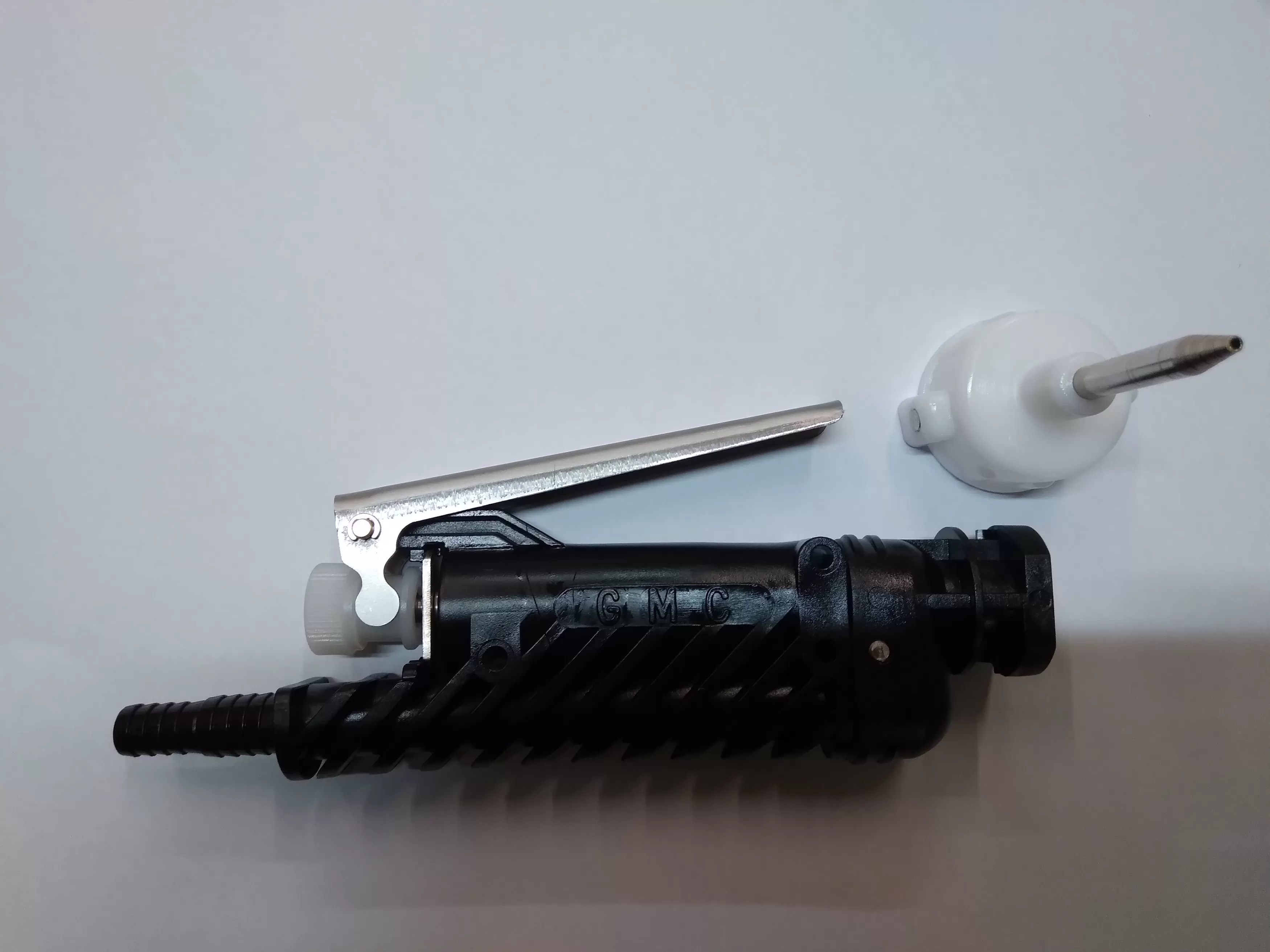 Pistola Manuale A Flusso Regolabile C/ugello Gmc