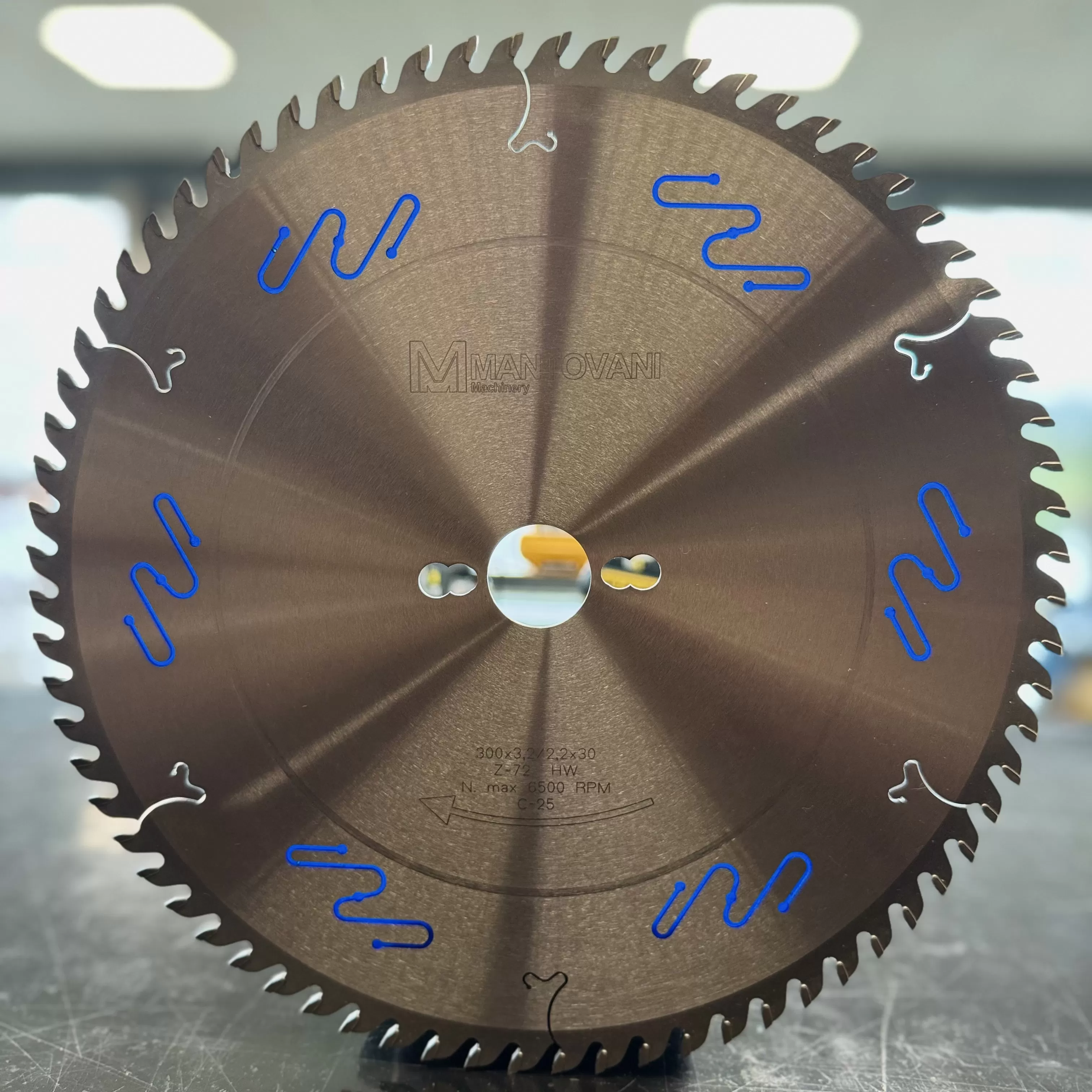 Lama Circolare Universale In Hm Silenziata E Cromata &oslash; 350 X 3.2 / 2.2 X 30 Z 84 Tp