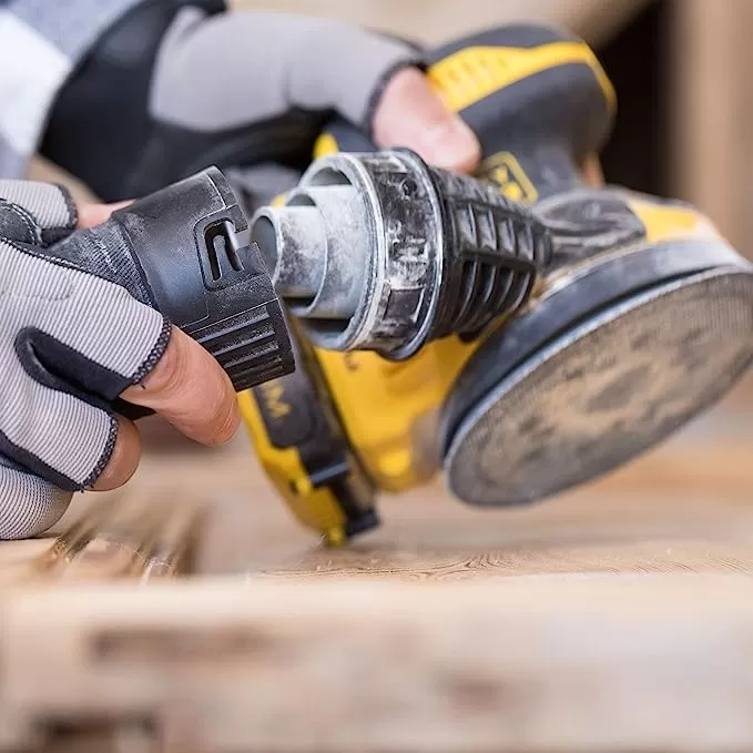 Levigatrice Roto-orbitale 18 V Stanley