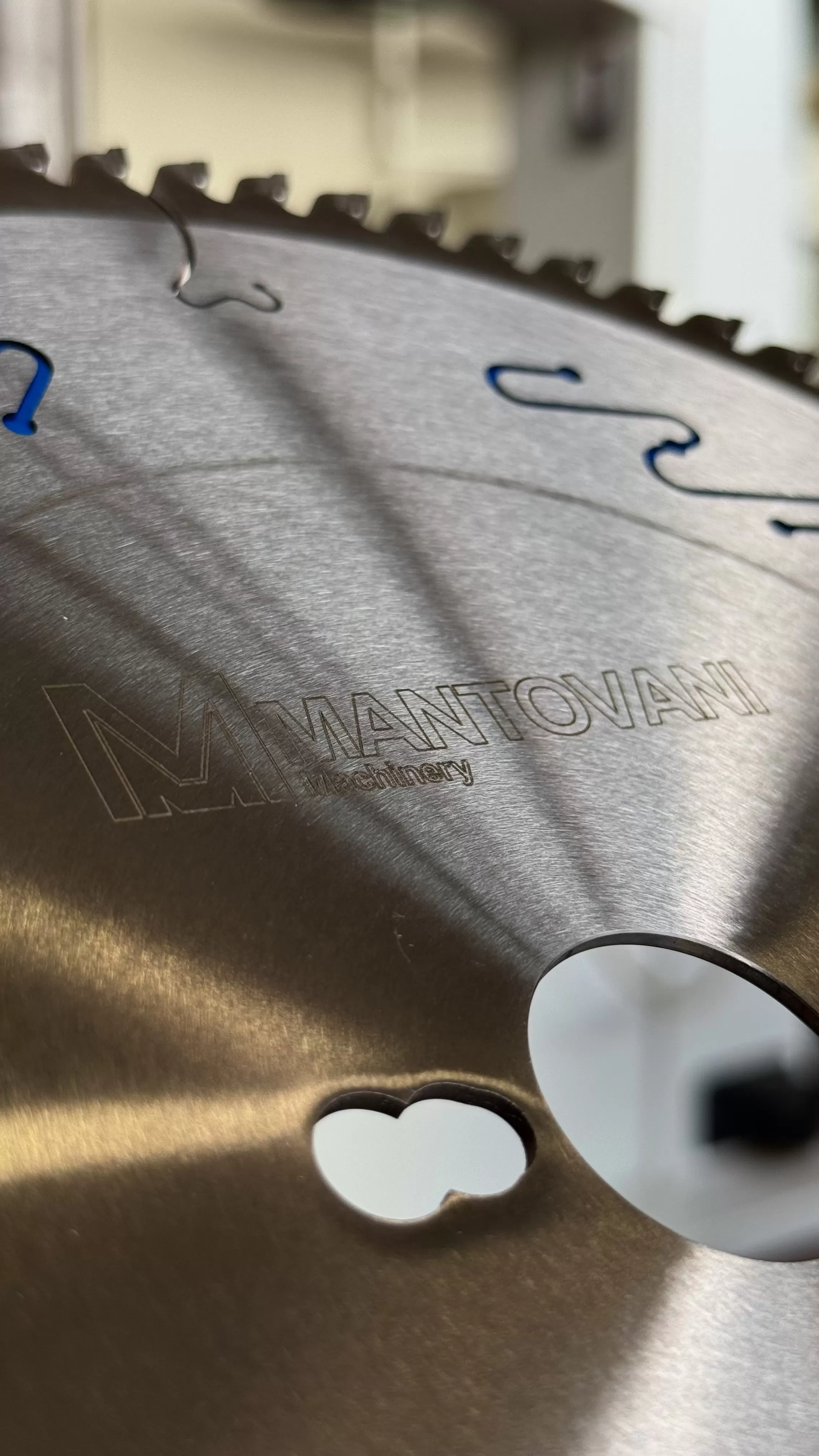 Lama Circolare Universale In Hm Silenziata E Cromata &oslash; 350 X 3.2 / 2.2 X 30 Z 84 Tp