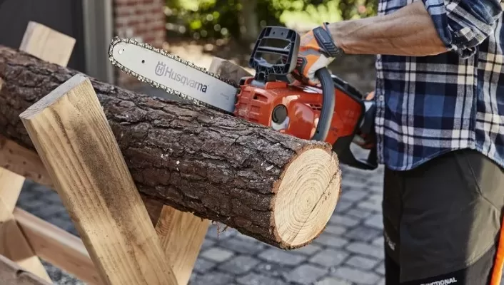 Motosega A Batteria Husqvarna 120i