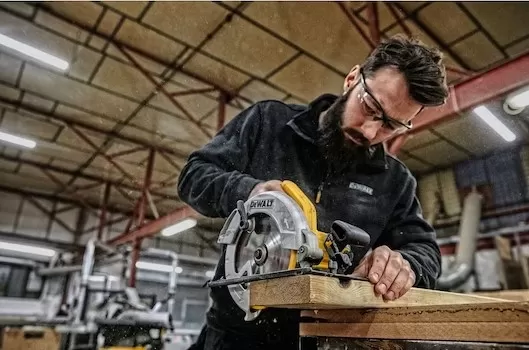 Sega Circolare Con Lama &oslash; 184mm Dewalt Dwe560