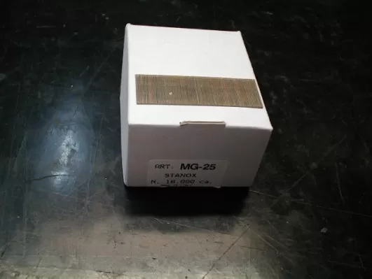 Kit Di 2 Scatole Da 18000pz Di Groppini Mg Con Testa Da 0,8 X 25 Mm 