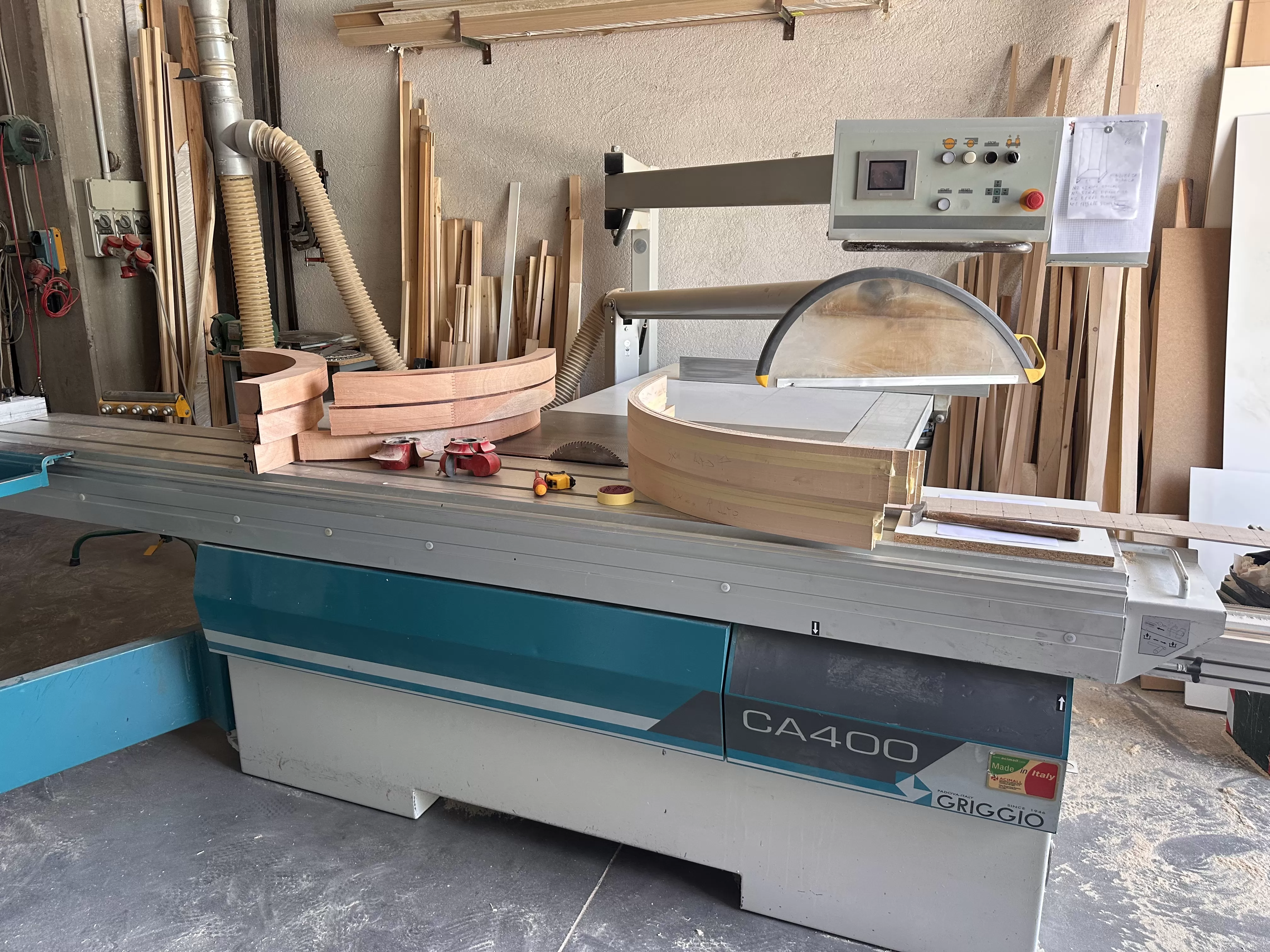 SQUADRATRICE GRIGGIO CA 400E