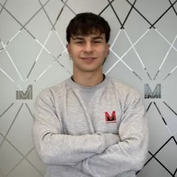 Riccardo - Marketing & Social Media MANAGER